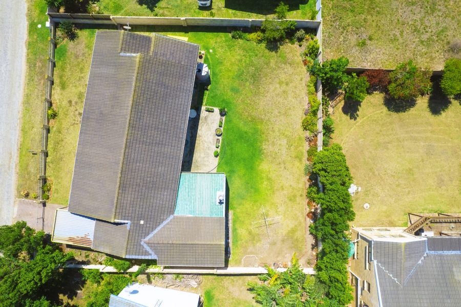 3 Bedroom Property for Sale in Wavecrest Eastern Cape